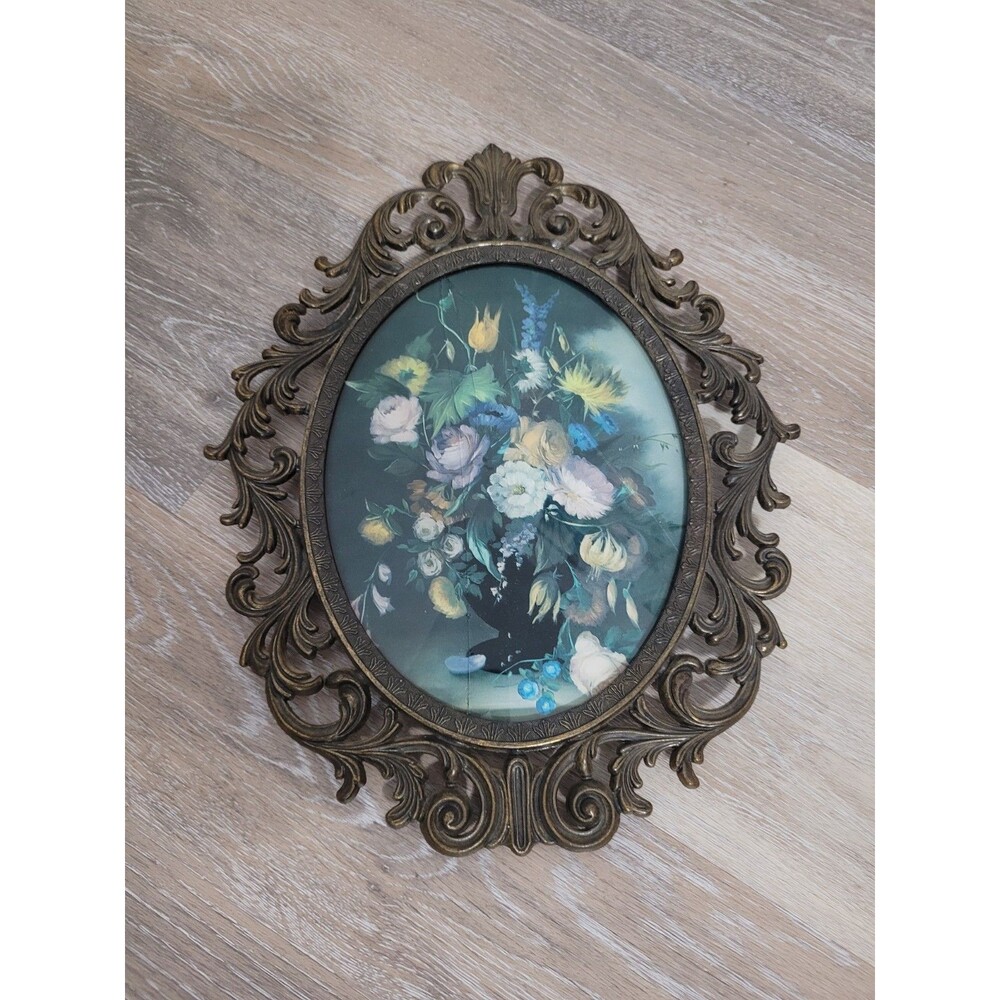 Vintage Ornate Oval Brass Picture Frame Floral Haunted Gothic Beveled Glass